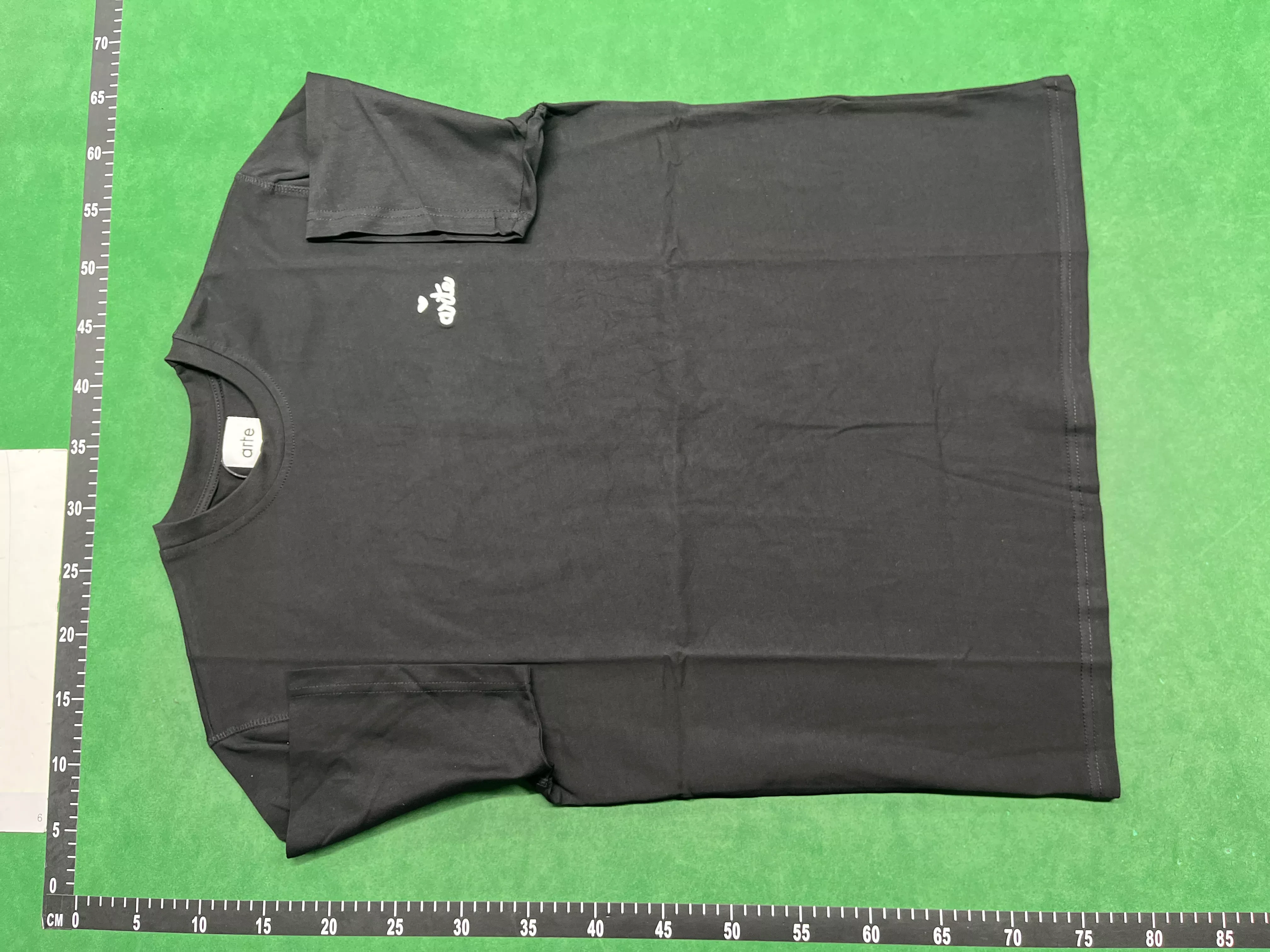 QC Photo - 30+ options ARTE new letter-print T-shirts